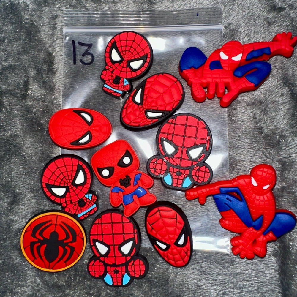 11 pice set of random Spider-Man NEW